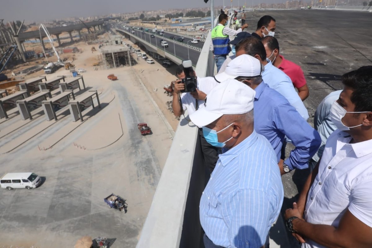 وزير النقل يتفقد مشروع تطوير وتوسعة الطريق الدائري 