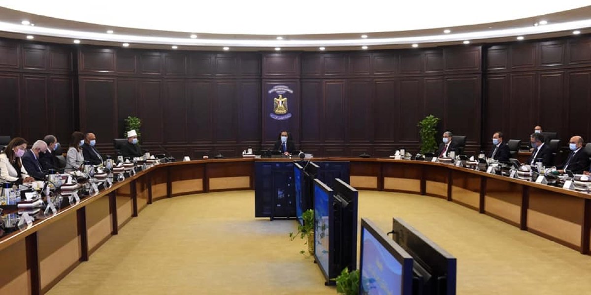 أكتوبر المقبل.. مجلس الوزراء يعلن تسجيل شركات السياحة لبدء موسم العمرة