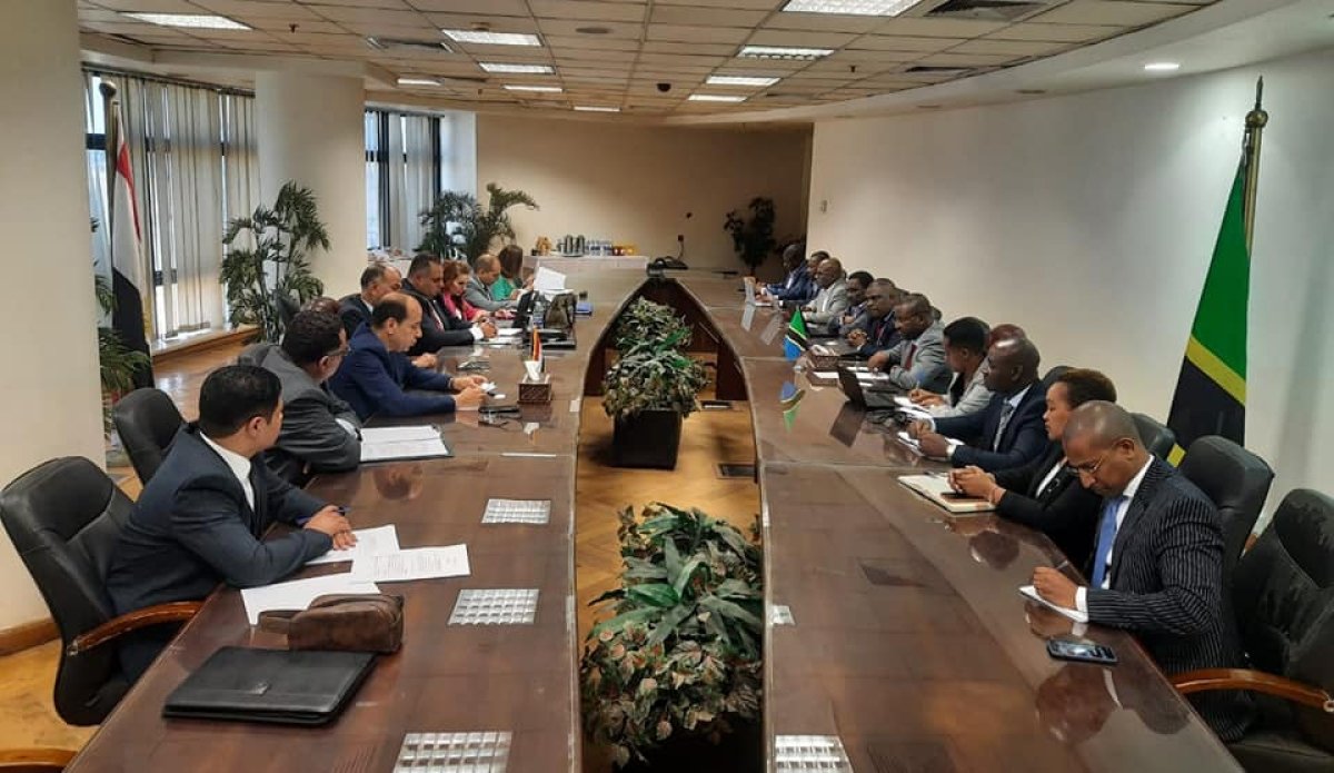 تعزيز التعاون بين مصر وتنزانيا فى مجال النقل الجوى 