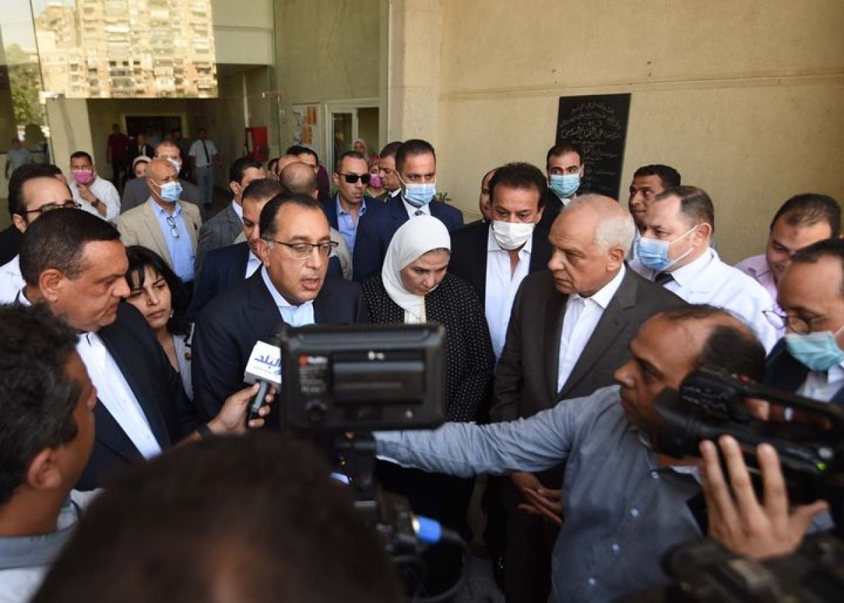 تصريحات تليفزيونية لرئيس الوزراء من مستشفى العجوزة