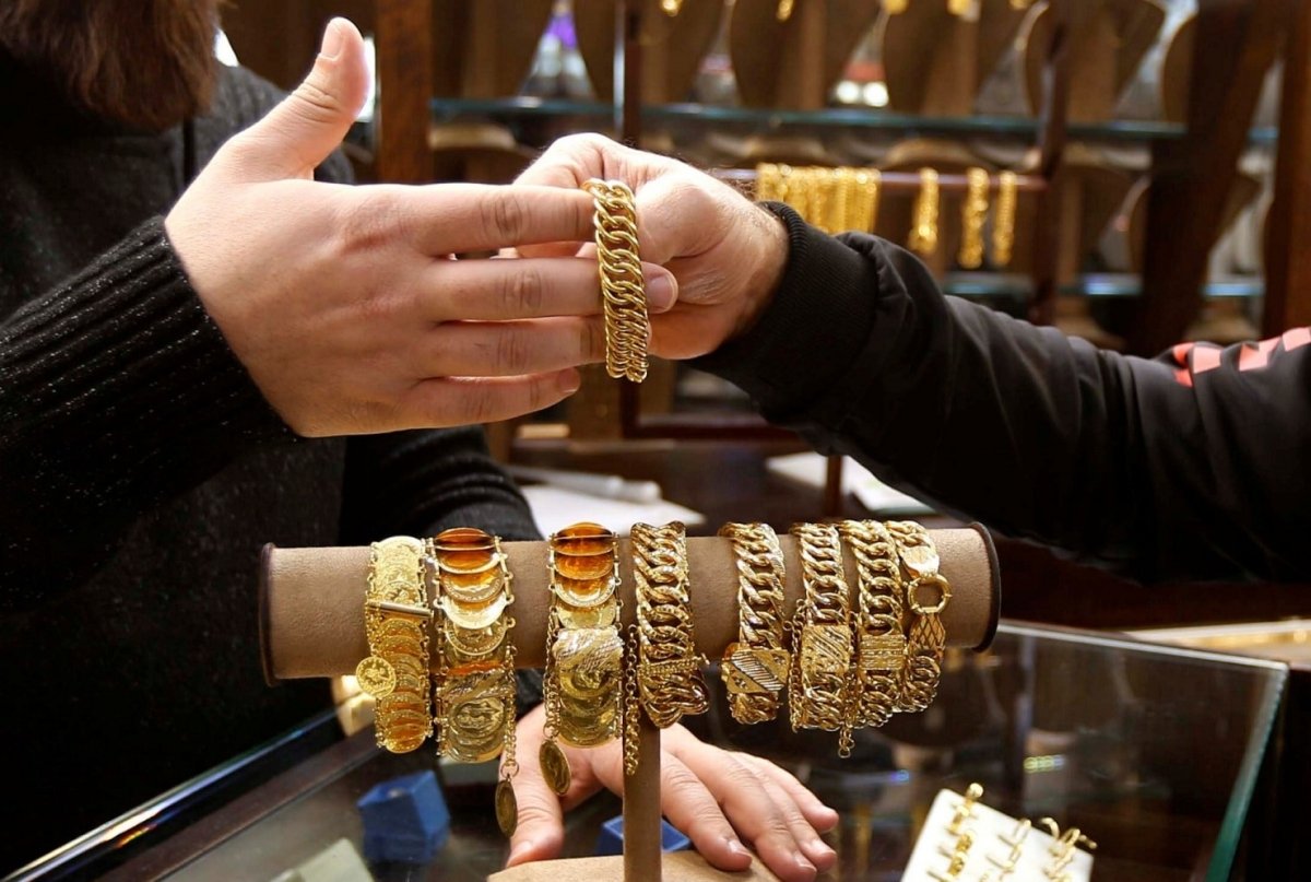 تقلبات سعرية تضرب سوق الذهب وعيار 21 يسجل 1063 جنيهًا