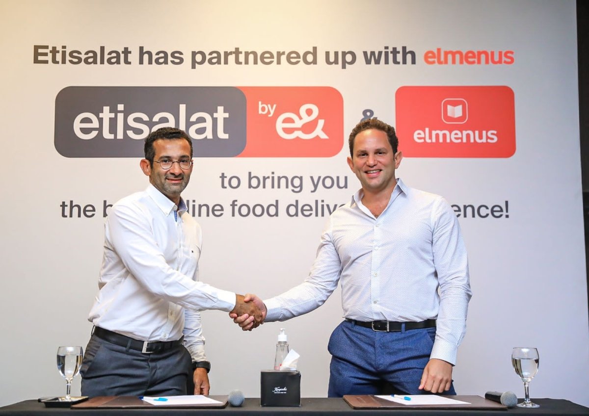 لإتاحة عروض مميزة لعملائها.. اتصالات مصر تتعاون مع تطبيق «المنيوز»