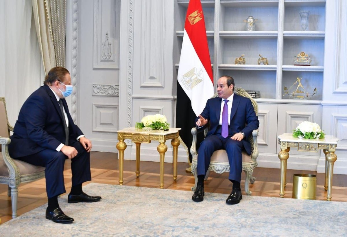 الرئيس السيسي يطالب القائم بأعمال محافظ المركزي بضرورة تطوير السياسات النقدية