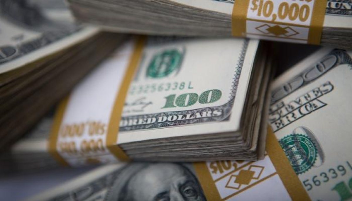 تعرف علي سعر الدولار مقابل الجنيه  اليوم الإثنين 22-8-2022