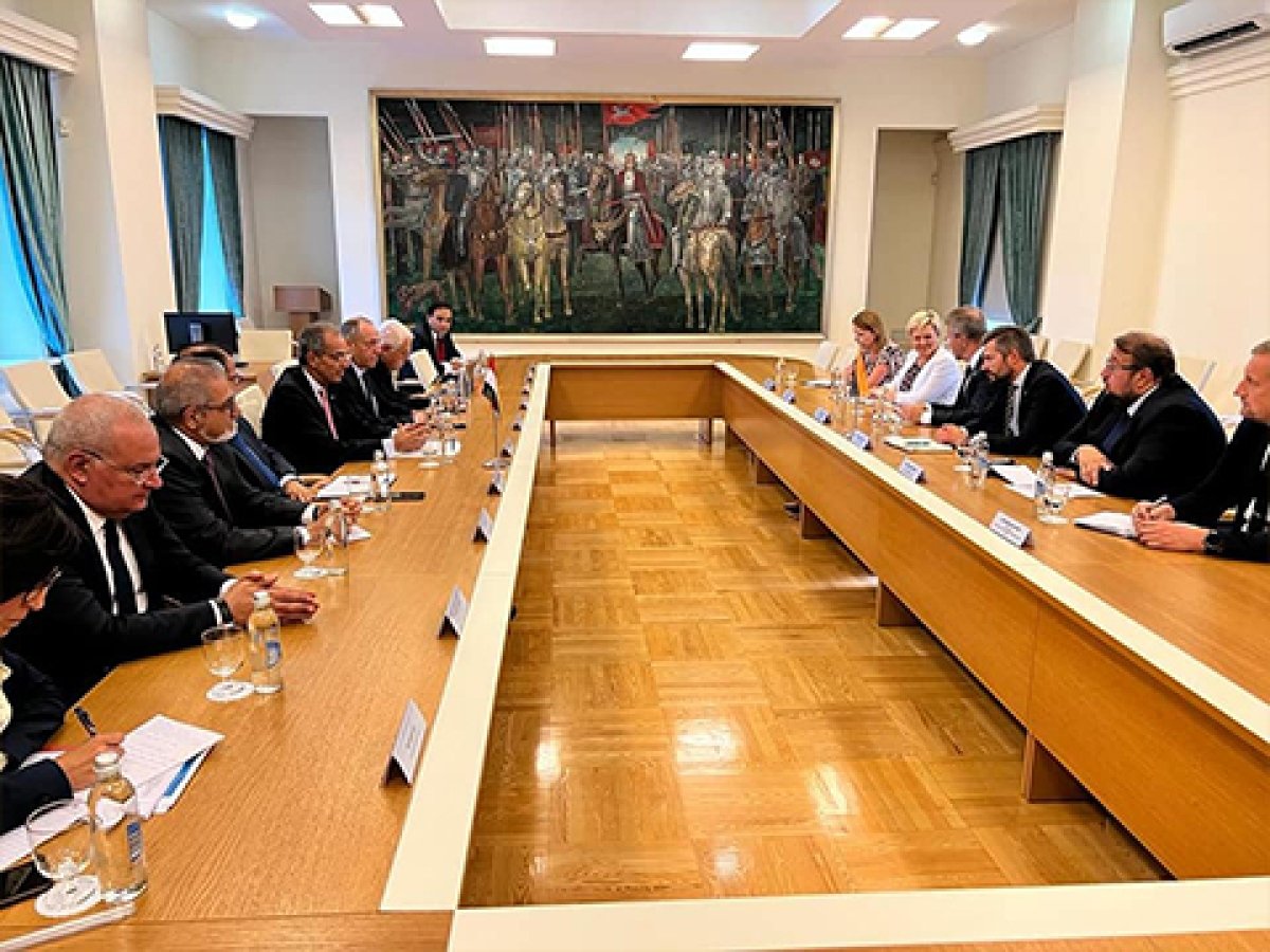 وزير الاتصالات يعقد مباحثات مع مسئولى الحكومة الليتوانية لتعزيز التعاون فى مجالات الأمن السيبرانى والخدمات الرقمية