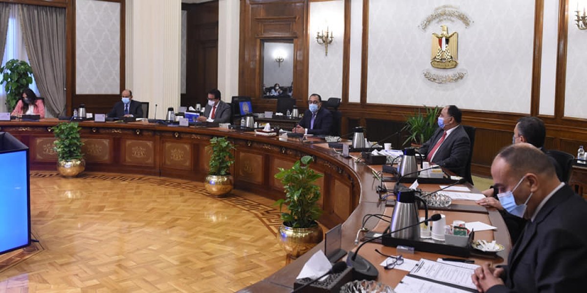 رئيس الوزراء يتابع خطوات تنفيذ حملة ترويجية عالمية لمختلف البرامج والمقاصد السياحية في مصر