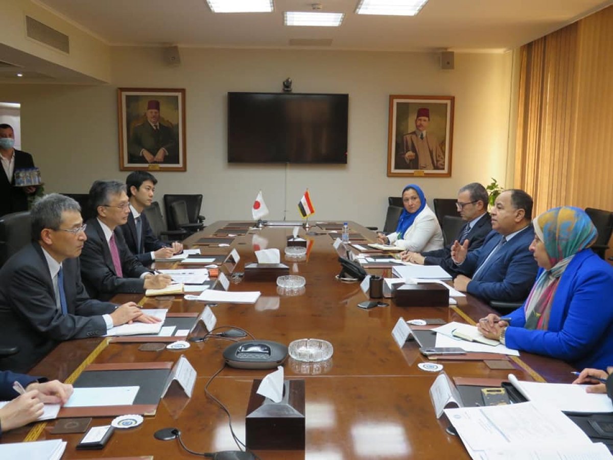 وزير المالية خلال لقائه مع السفير اليابانى: الاقتصاد المصرى بات أكثر جذبًا للاستثمارات المحلية والأجنبية