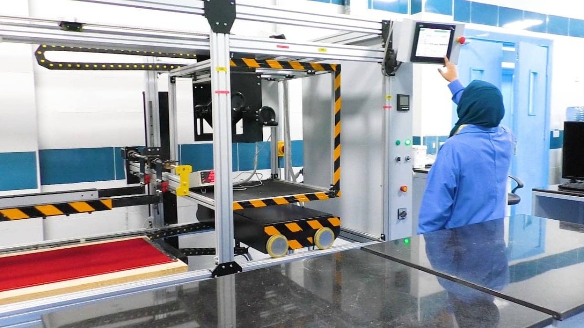 بميناء العين السخنة.. بدأ التشغيل التجريبي لمعامل الرقابة على الصادرات والواردات