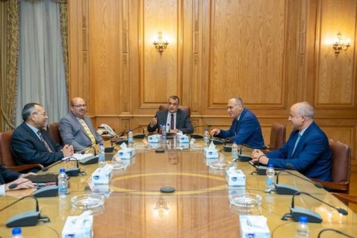 وزير الإنتاج الحربي يبحث مع نائب وزير الاتصالات إجراءات الانتقال للعاصمة الإدارية
