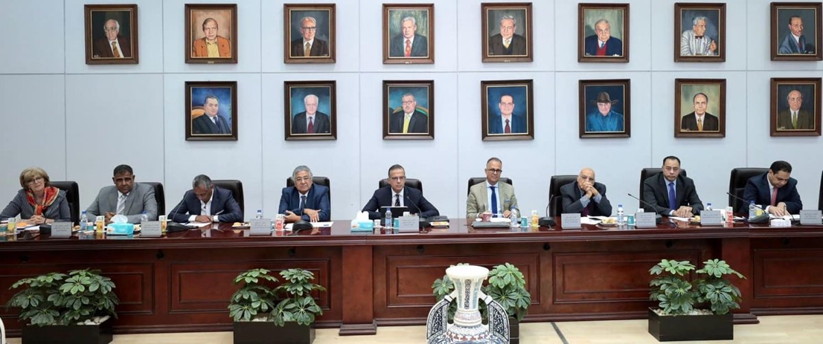 وزير السياحة والآثار يلتقي بأعضاء مجلس إدارة الاتحاد المصري للغرف السياحية