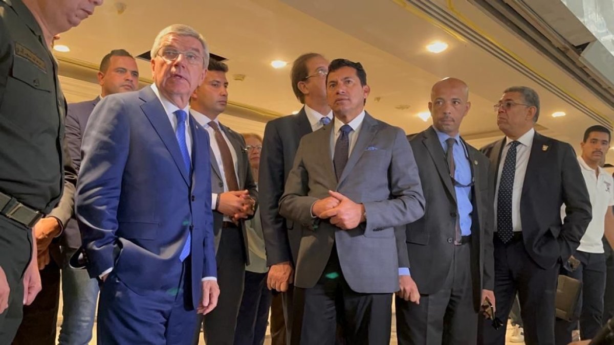 " توماس باخ " يزور مدينة مصر الأولمبية بالعاصمة الإدارية الجديدة