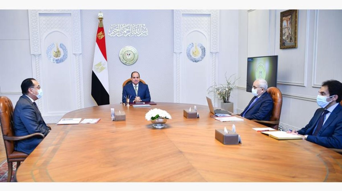 الرئيس السيسي يتابع استراتيجية الدولة لتطوير التعليم