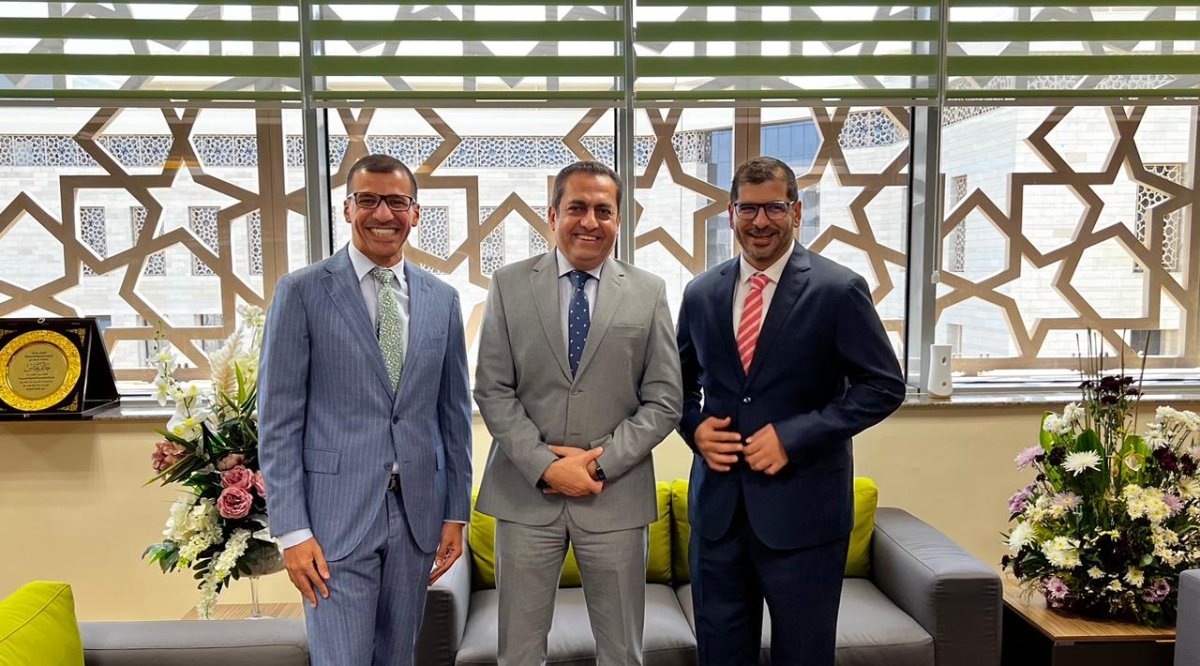 رئيس شركة العاصمة الإدارية يستقبل الرئيس التنفيذي لمجموعة الدار العقارية 