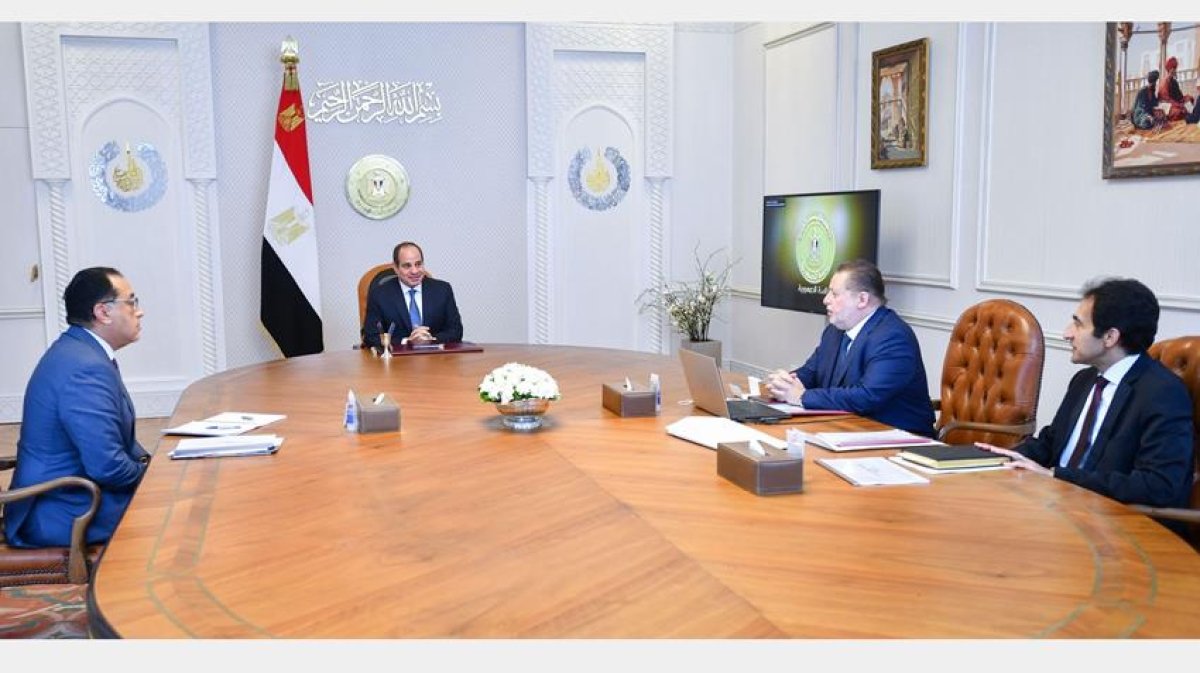 الرئيس السيسي يتابع مؤشرات السياسة النقدية وأداء القطاع المصرفي بالدولة