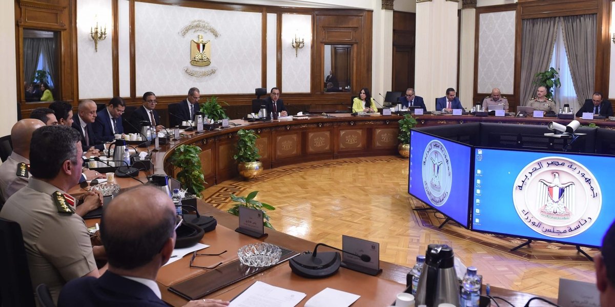 رئيس الوزراء يتابع الموقف التنفيذي لمشروعات العاصمة الإدارية الجديدة