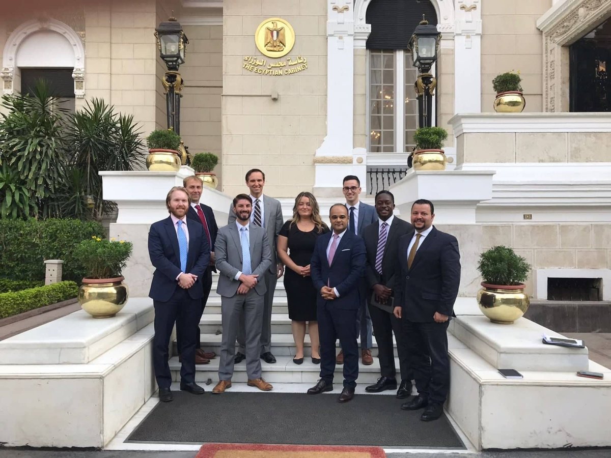 مسئولو مجلس الوزراء يلتقون وفد مساعدي أعضاء الكونجرس الأمريكي لشرح تفاصيل المبادرة الرئاسية "حياة كريمة"
