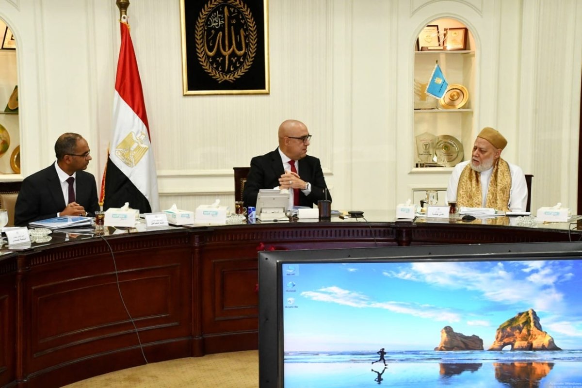 وزير الإسكان يؤكد أهمية دور البحث العلمى فى تطوير قطاع مياه الشرب والصرف الصحى لخدمة احتياجاتنا الفعلية