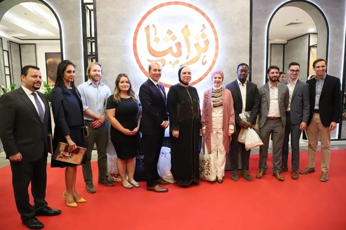 وفد الكونجرس الأمريكي يزور معرض تراثنا