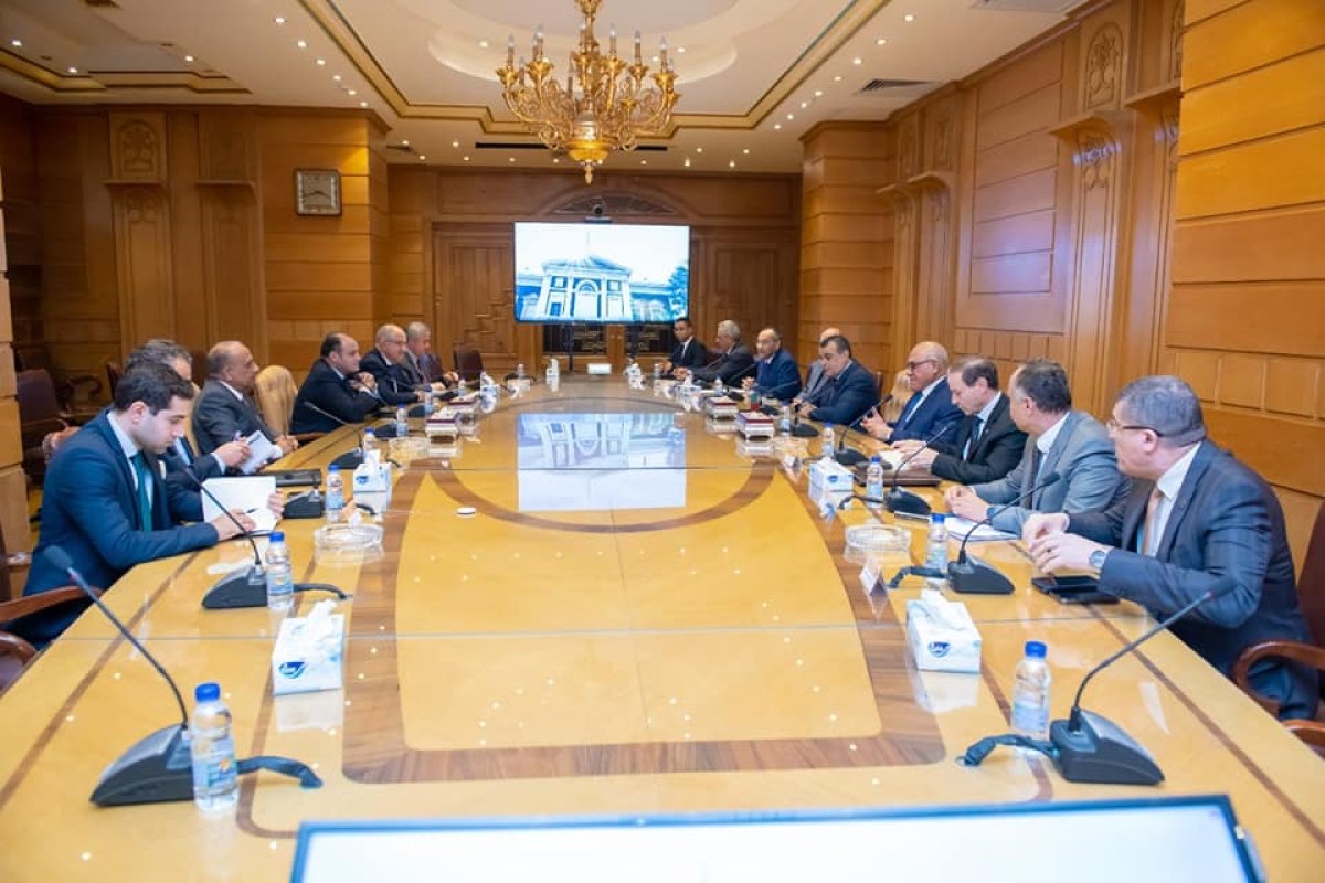 وزراء قطاع الأعمال والإنتاج الحربي والتجارة والصناعة ورئيس «العربية للتصنيع» يستعرضون الإمكانيات التصنيعية والتكنولوجية بالجهات التابعة