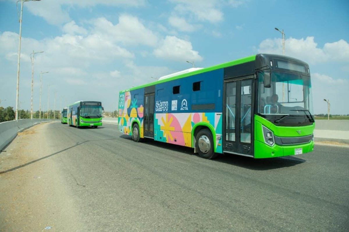 وزير الإنتاج الحربي: بدء تحرك عدد من الأتوبيسات الكهربائية إلى شرم الشيخ لنقل ضيوف مؤتمر المناخ "COP27" 