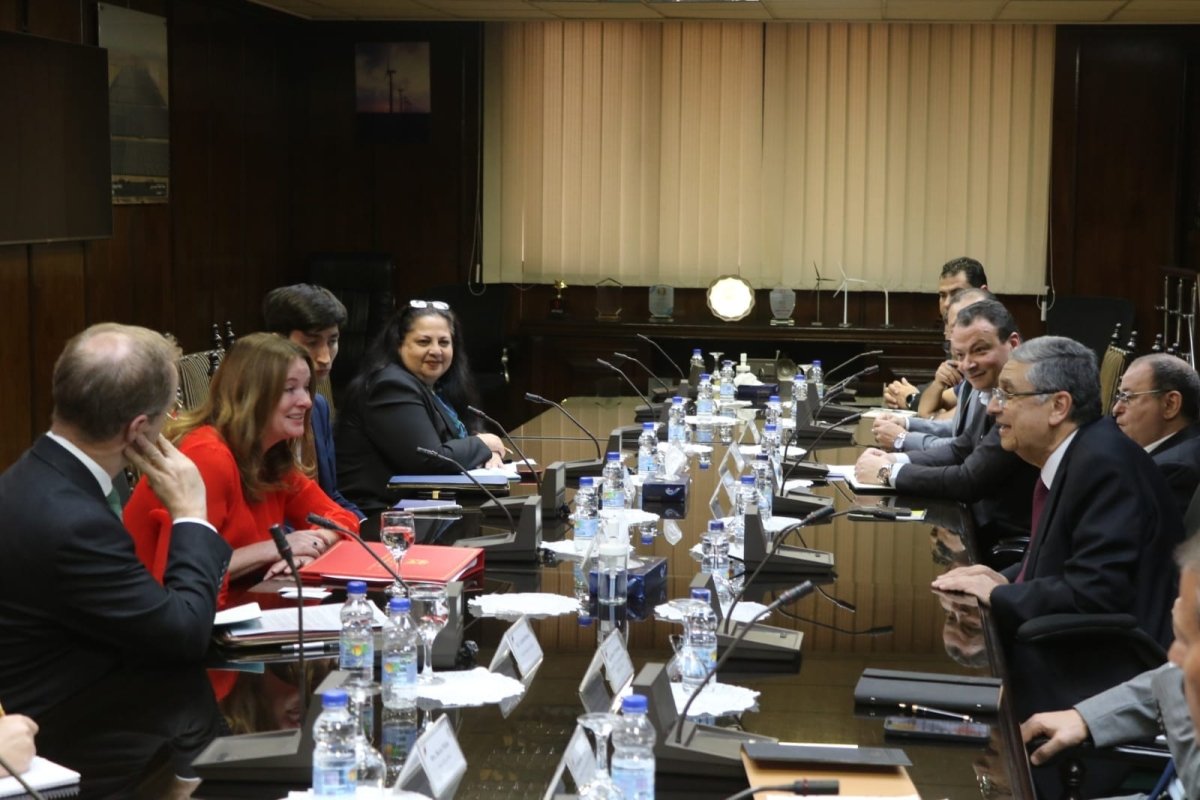 وزير الكهرباء يستقبل وزيرة شؤون إفريقبا ببريطانيا فى إطار الإعداد لمؤتمر الأطراف COP27