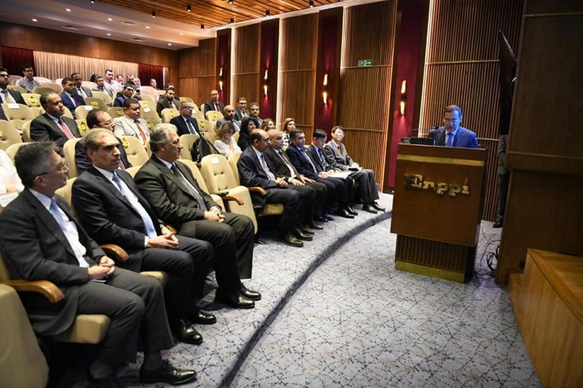 افتتاح مركز التميز الخاص بكفاءة الطاقة والأداء التشغيلى بقطاع البترول