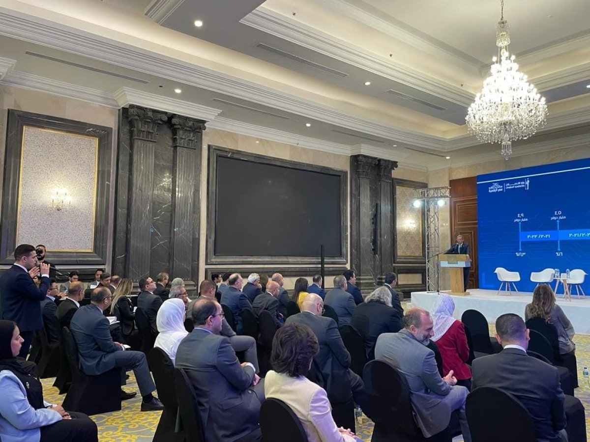 وزير الاتصالات : تكلفة مشروعات التحول الرقمي التي أنجزتها الدولة خلال الأعوام القليلة الماضية بلغت نحو 50 مليار جنيه