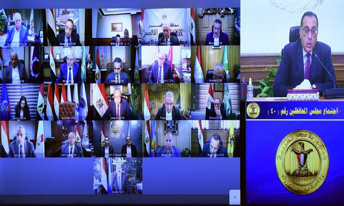 رئيس الوزراء: لن يتم السماح بإخفاء السلع أو المبالغة في الأسعار والمُضاربة أو الاحتكار وسيتم التعامل بمنتهى الحسم