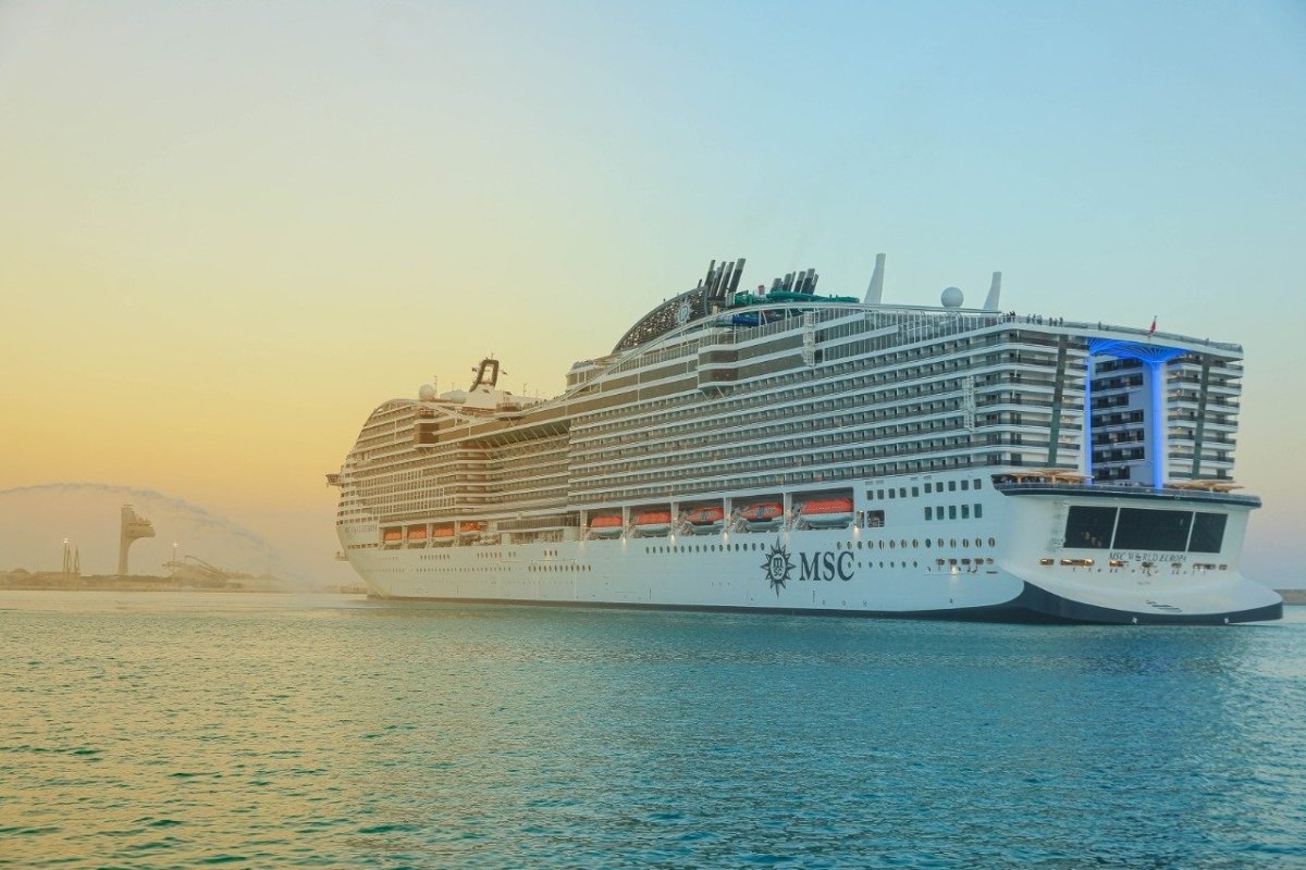 بعد انتهاء جولتها السياحية في مصر.. مغادرة السفينة «MSC World Europa» إلى الإمارات