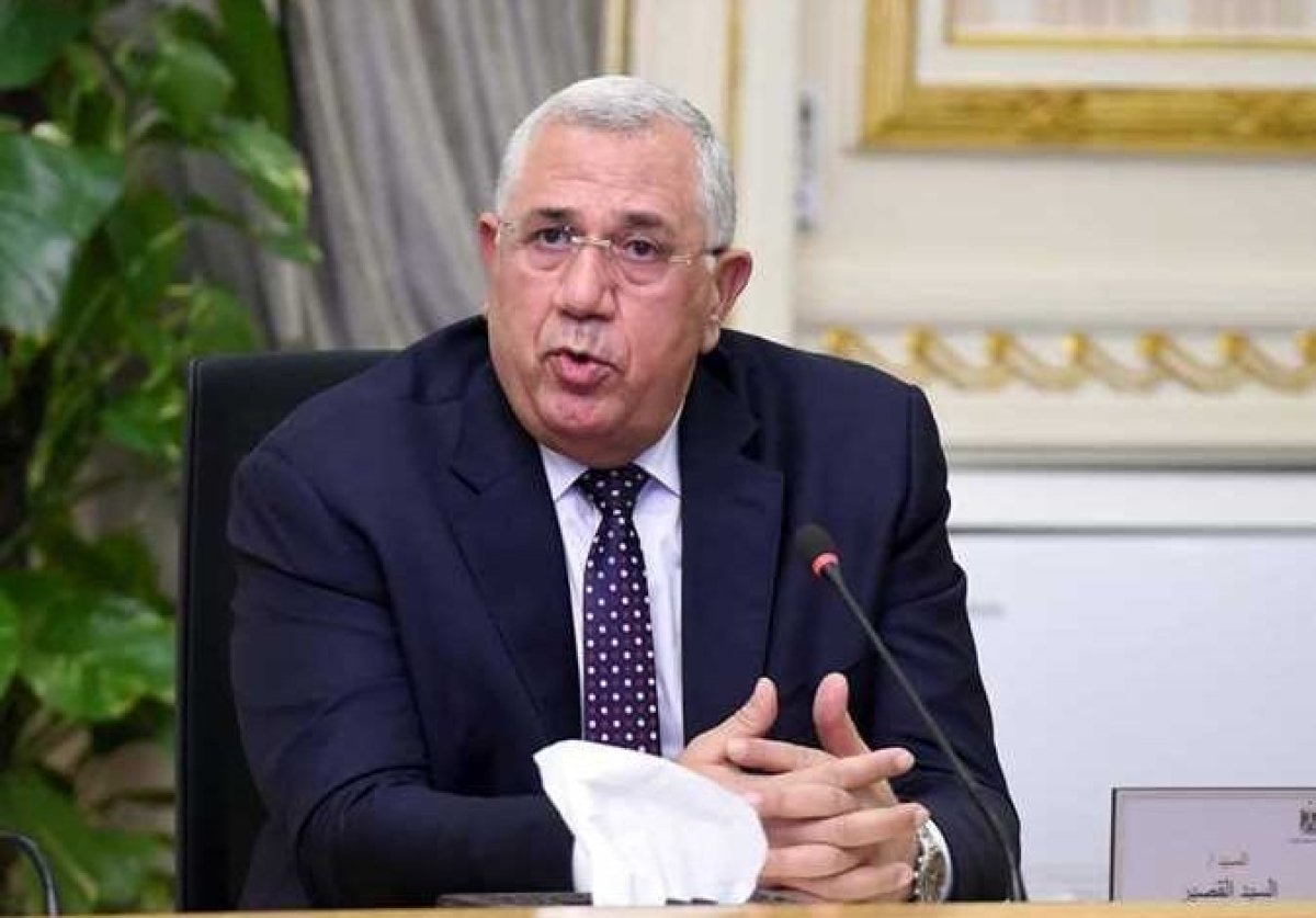 بقيمة 77 مليون دولار.. وزير الزراعة:  الإفراج عن 172 ألف طن اعلاف"الذرة والصويا' 