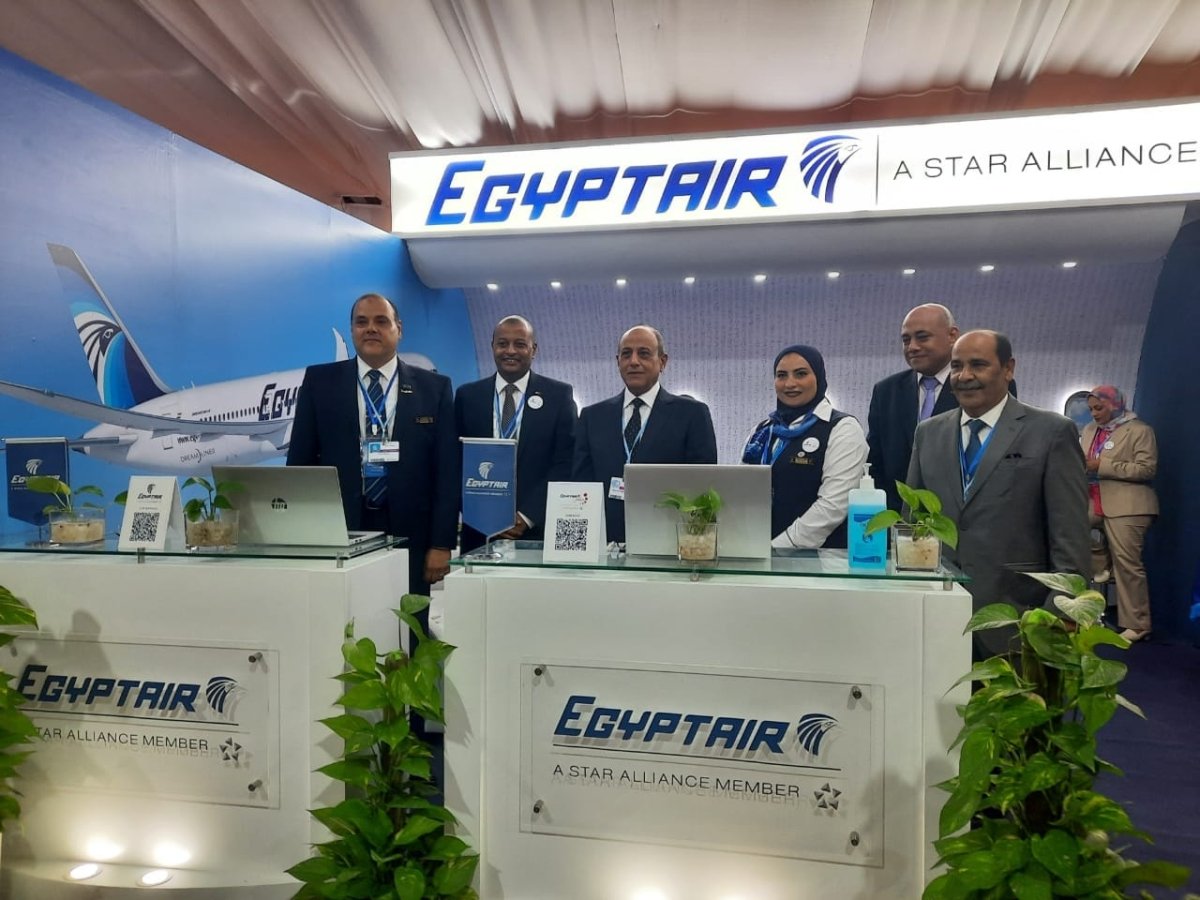 وزير الطيران : جودة الخدمات المقدمة للمسافرين فى مقدمة أولوياتنا 