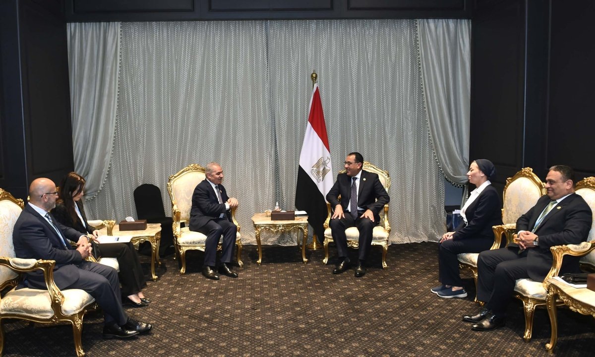 رئيس الوزراء يلتقي نظيره الفلسطيني على هامش قمة المناخ COP27