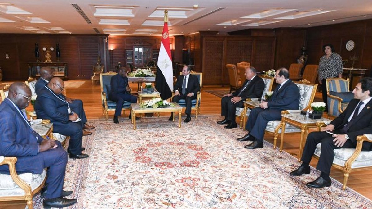الرئيس السيسي يستقبل رئيس جمهورية بوروندي بشرم الشيخ