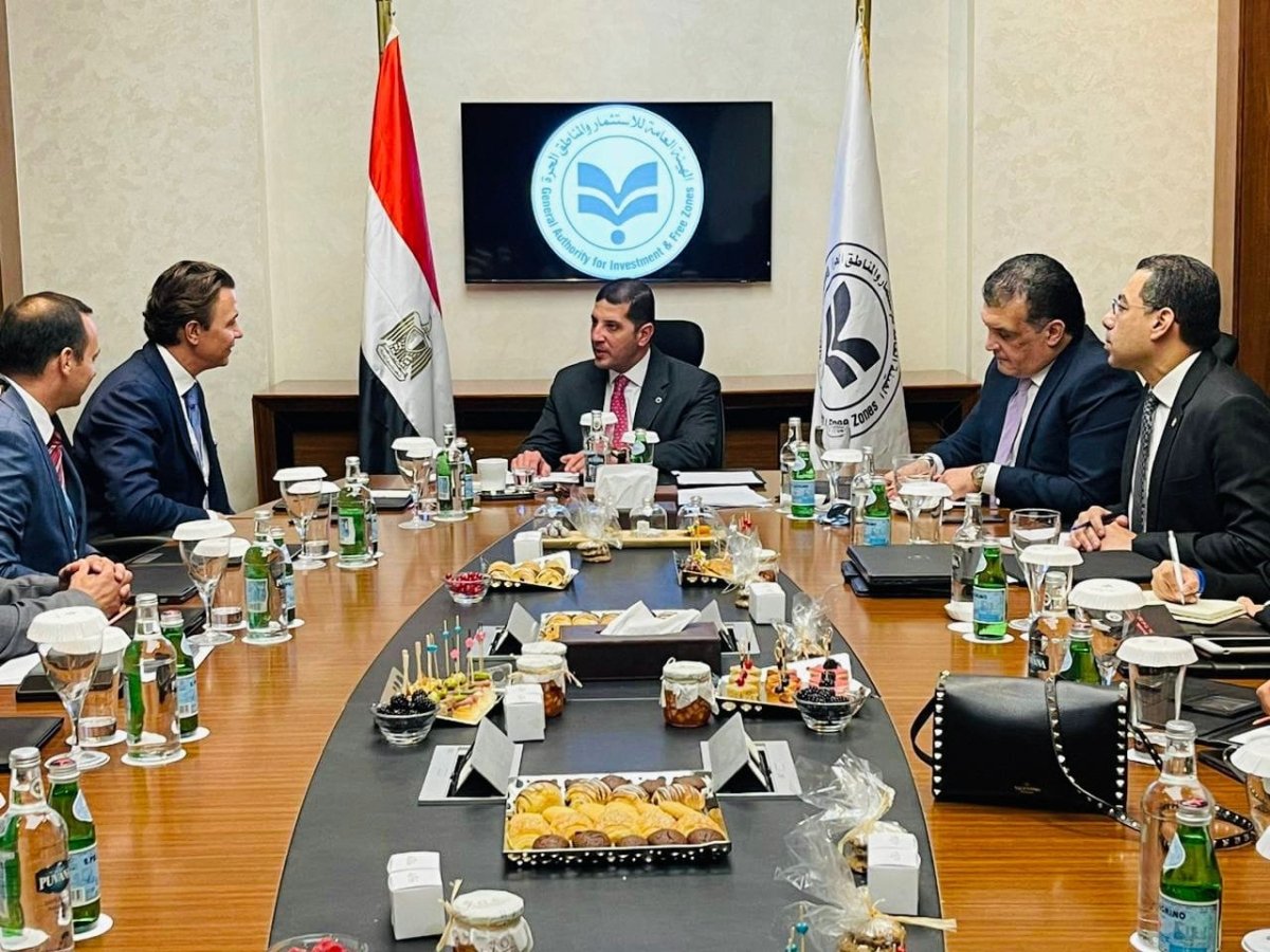 هيئة الاستثمار تبحث زيادة استثمارات شركة "أرتشيليك" العالمية في مصر خلال الفترة المقبلة