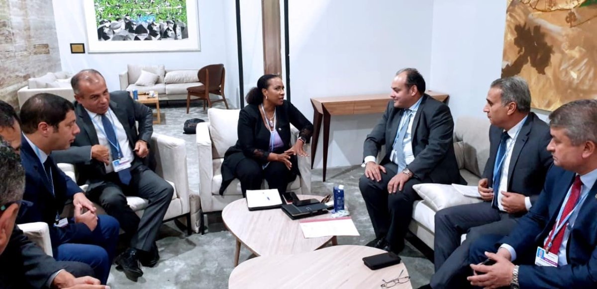 على هامش مشاركته بقمة المناخ COP27.. وزير التجارة والصناعة يلتقي المدير التنفيذي لمركز التجارة الدولية