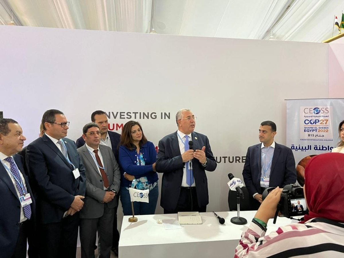على هامش قمة المناخ cop27 .. وزير الزراعة يتفقد جناح الوزارة بالمنطقة الخضراء