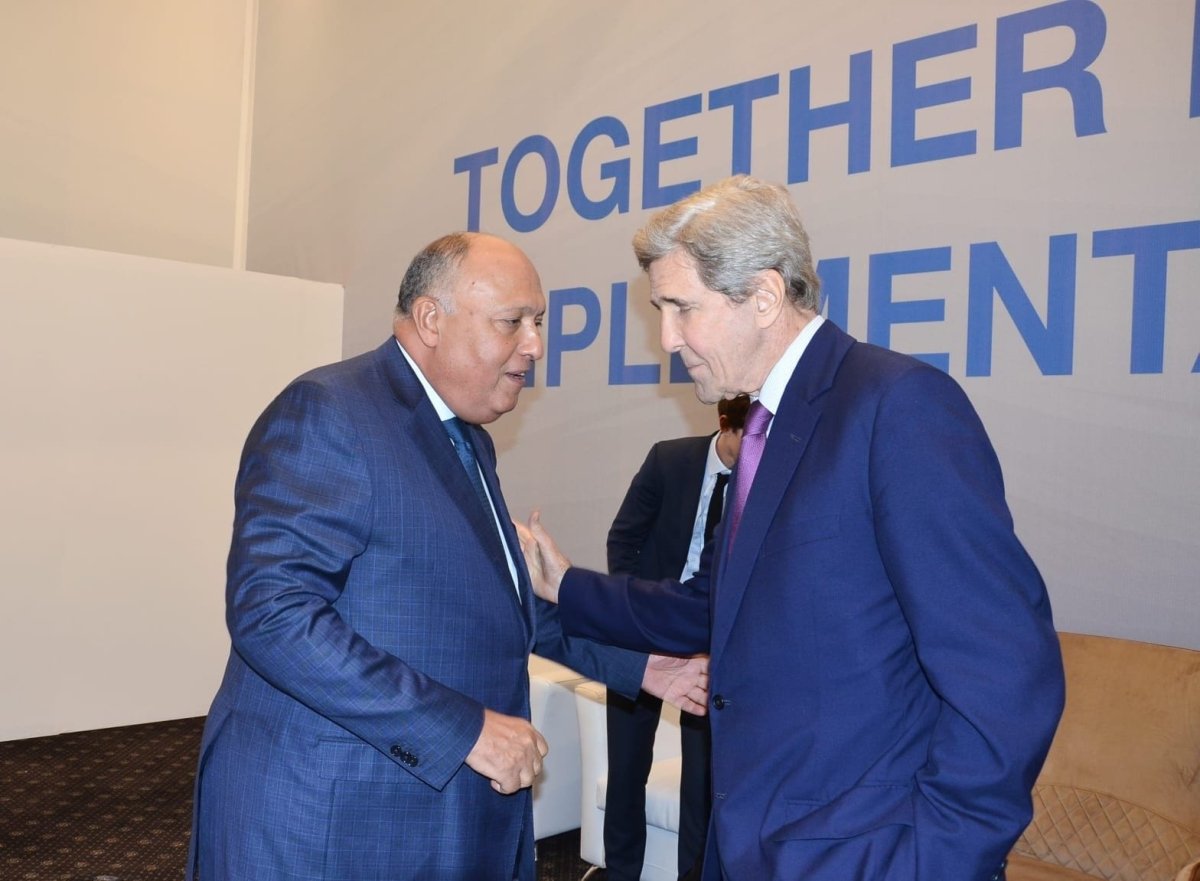 سامح شكري رئيس مؤتمر COP27 يستقبل المبعوث الرئاسي الأمريكي الخاص للمناخ