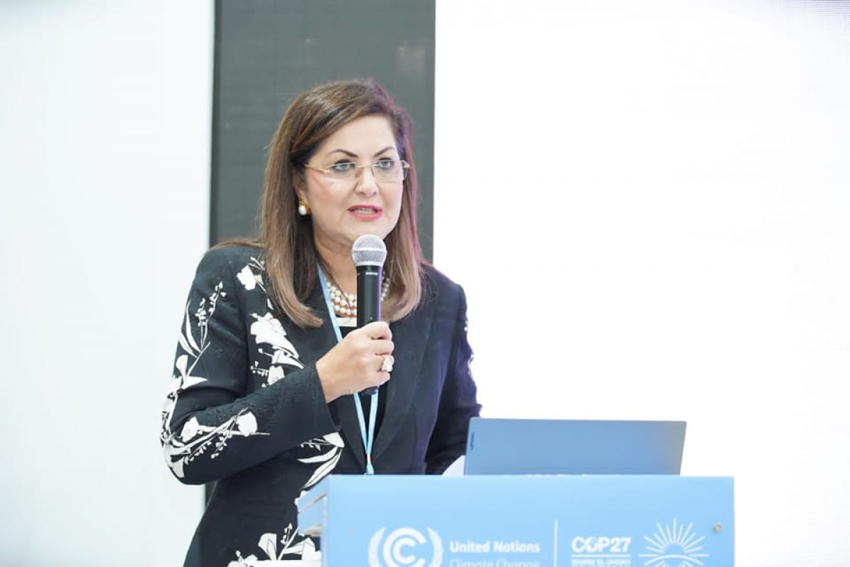 وزيرة التخطيط  تشارك في جلسة حول "المبادرة الوطنية للمشروعات الخضراء الذكية في محافظات مصر