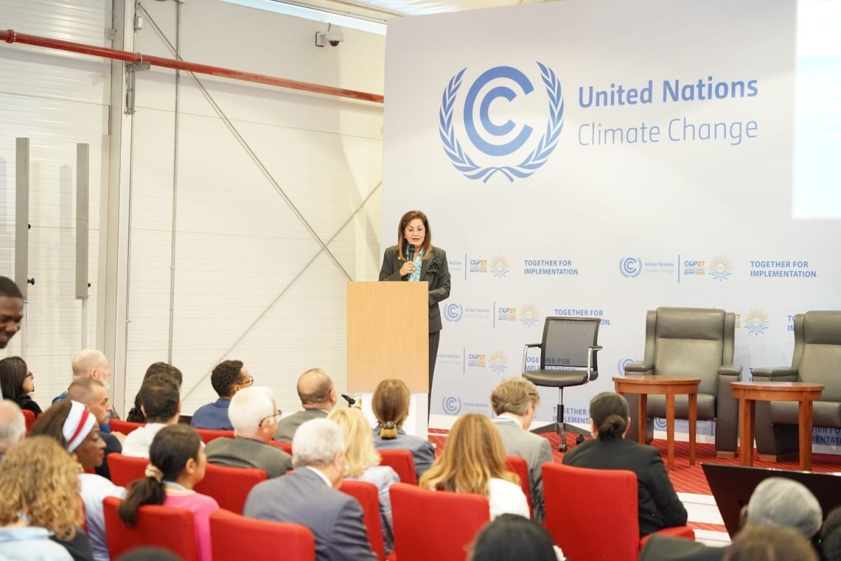 وزيرة التخطيط والتنمية الاقتصادية تطلق  "حياة كريمة لأفريقيا"