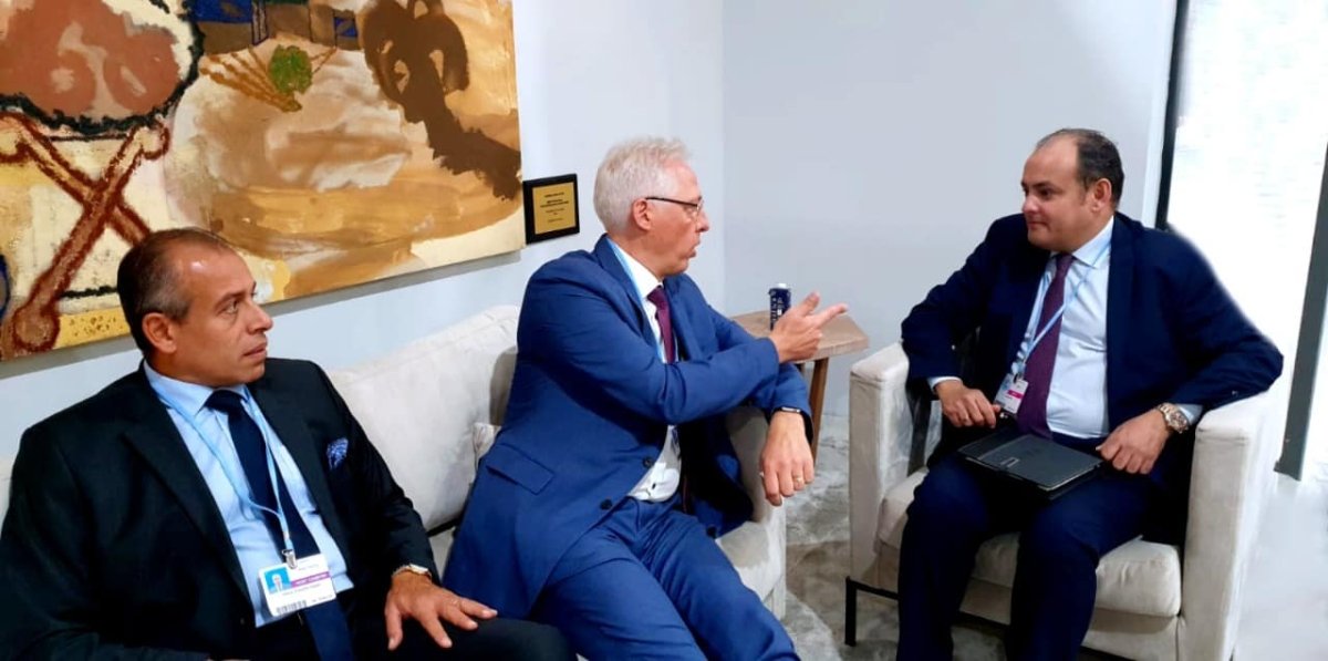 وزير الصناعة يبحث مع الرئيس التنفيذي لشركة تيسين كروب الألمانية خطط الشركة الحالية للتوسع بالسوق المصري