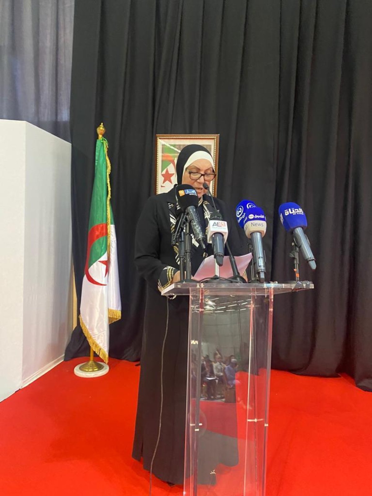 نيفين جامع تعرض تجربة مصر في النهوض بقطاع المشروعات الصغيرة