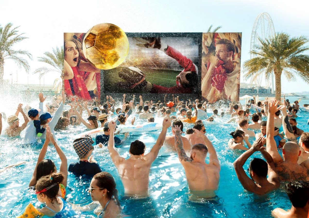 فندق دبل تري هلتون - شاطئ جميرا يفتتح قرية كرة القدم استعداداً لعرض البطولات العالمية وإسعاد مُحبي اللعبة 