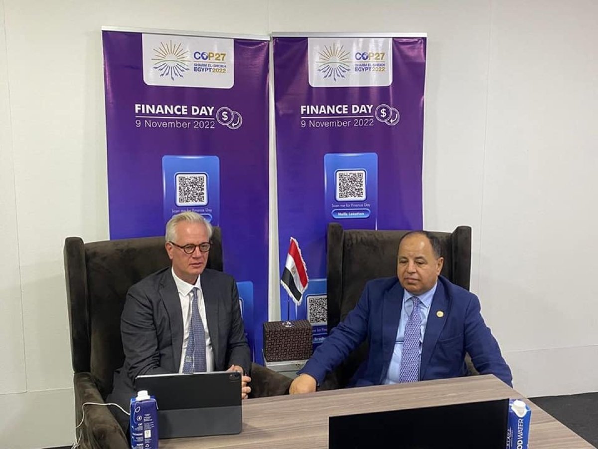 وزير المالية خلال لقائه مع نائب رئيس سيتي بنك للخدمات المصرفية: الحكومة تتبنى عدة مبادرات للتحول الأخضر