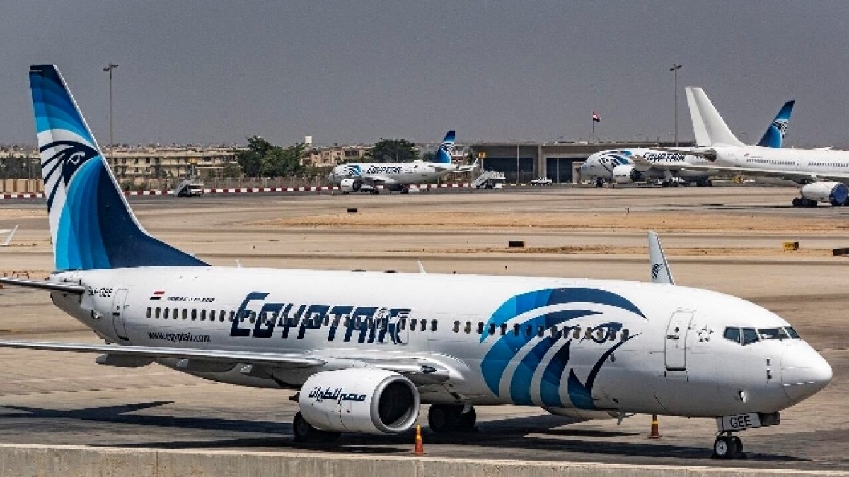 مصرللطيران تنقل فرقة 2CELLOS العالمية علي متن رحلة خاصة لإحياء حفل فني بالغردقة 