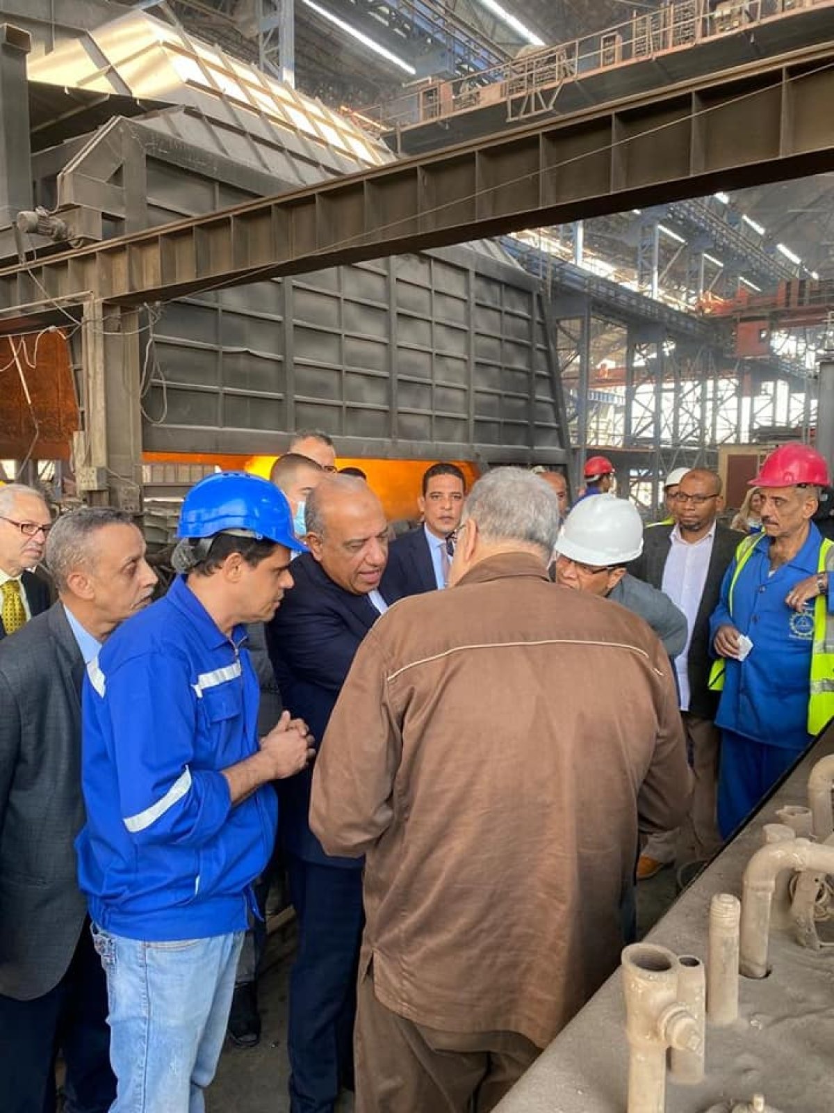 في جولة مفاجئة.. وزير قطاع الأعمال العام يتفقد شركتي الدلتا للصلب والعربية للأدوية