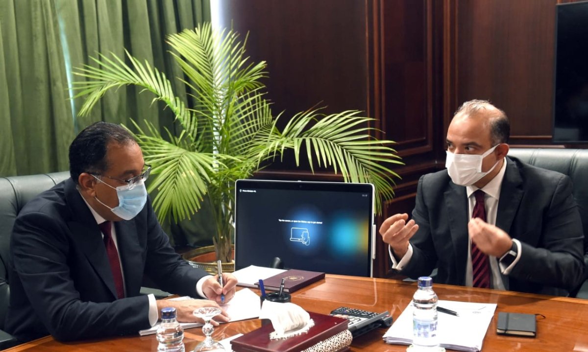 مجلس الوزراء يعيد تشكيل لجان النظر في التظلمات للأنشطة المالية غير المصرفية