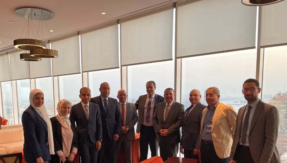 بقيمة 500 مليون جنيه.. بنك مصر يوقع عقد قرض طويل الأجل مع الشركة العربية للمشروعات السياحة لتطوير فندق شيراتون القاهرة