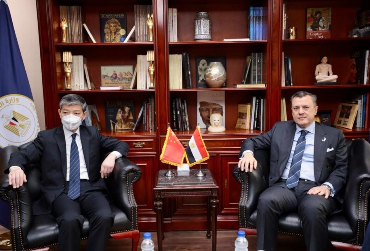 وزير السياحة والآثار يستقبل سفير جمهورية الصين الشعبية بالقاهرة