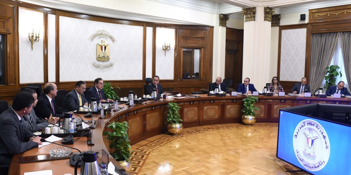 رئيس الوزراء يتابع الموقف التنفيذي لمشروع إنشاء مجمع إنتاج "الصودا آش" ومشتقاتها