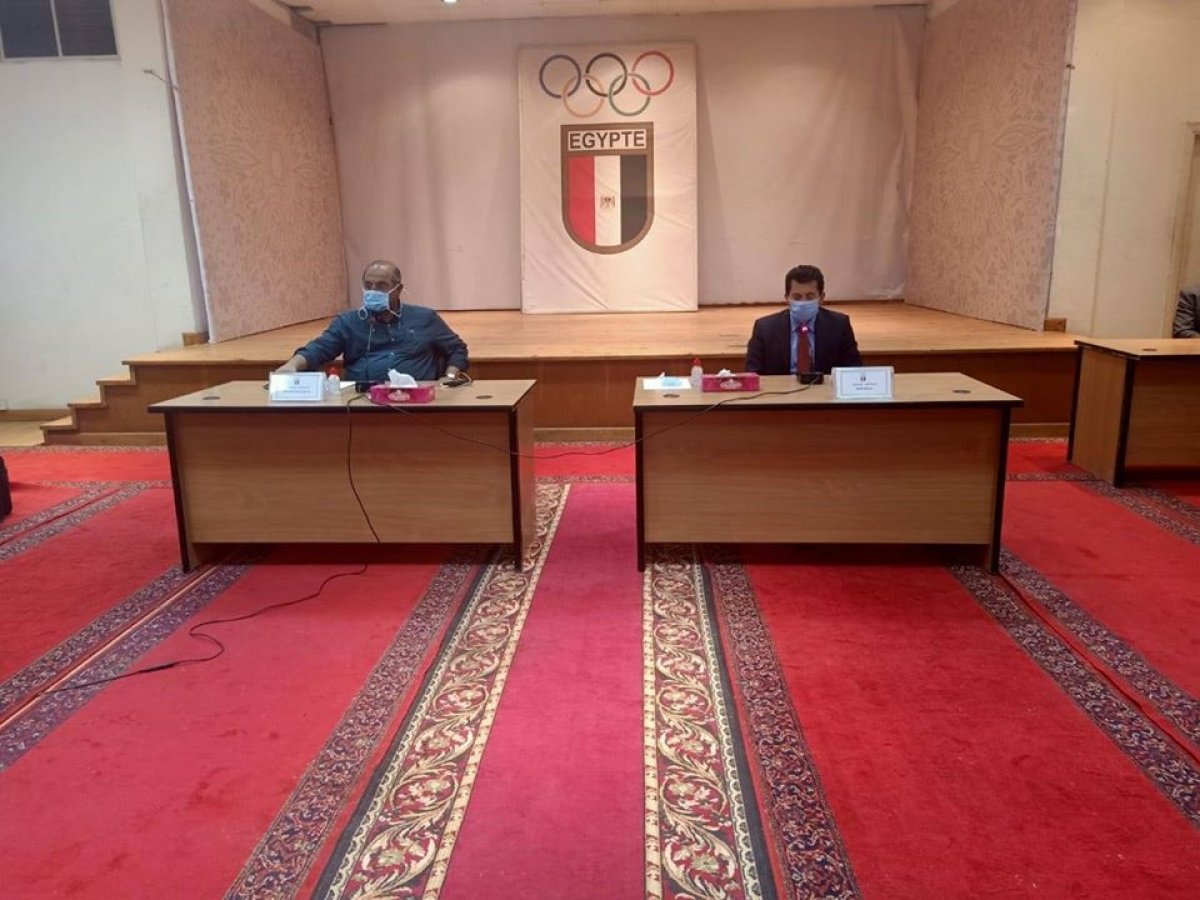 وزير الرياضة يشهد اجتماع اللجنة الأولمبية لمناقشة خطة عودة النشاط الرياضي